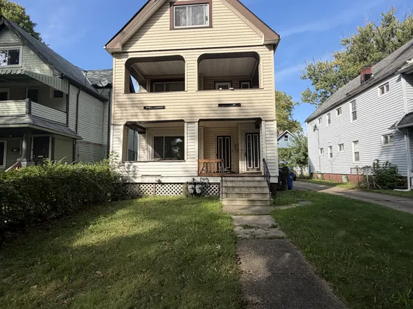 13709 Rugby Rd, Cleveland, OH 44110