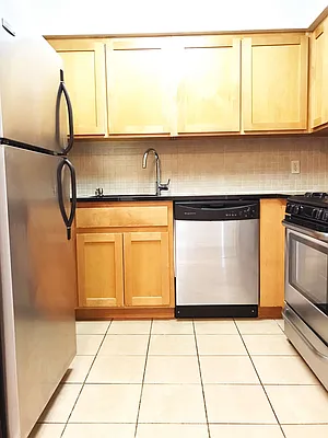Rented by NY Space Finders Inc. | media 36