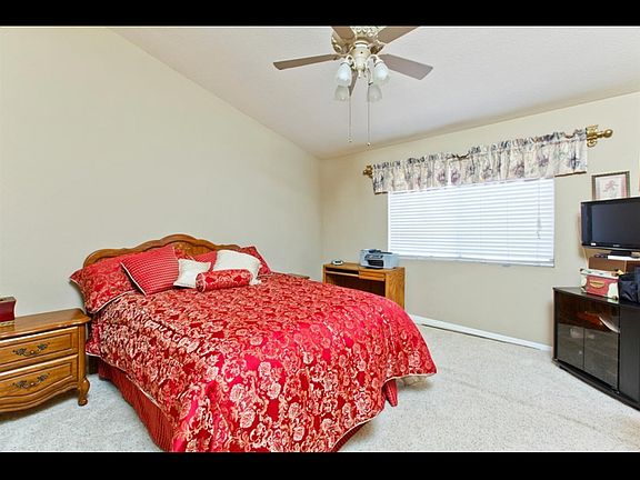 4th image of 302 Glendale Ave