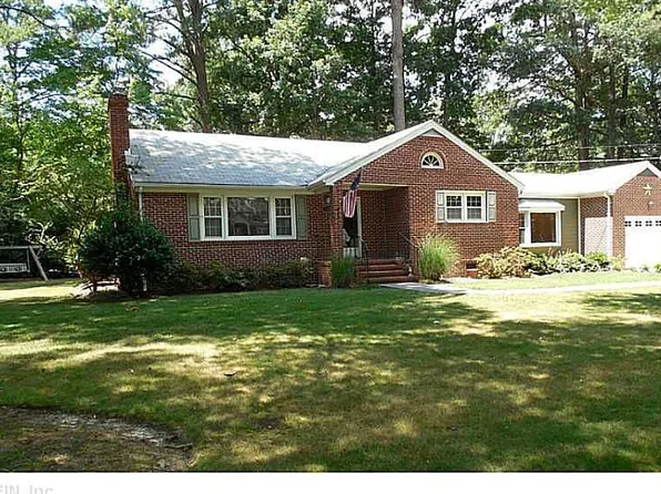 321 Mimosa Dr, Newport News, VA 23606