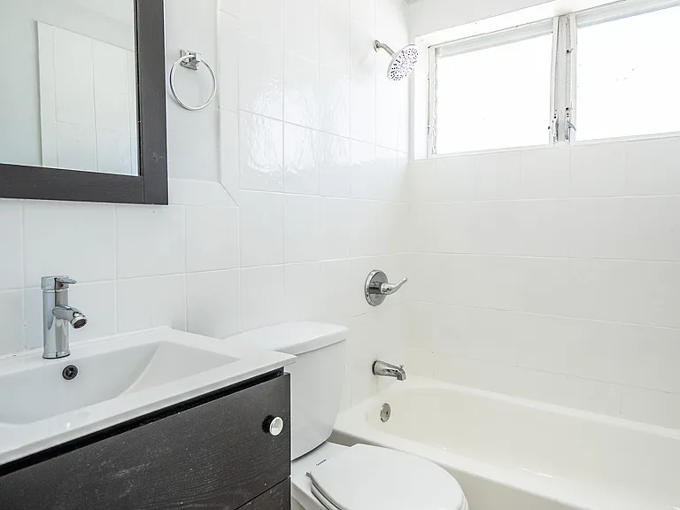 7931 East Dr #201 — Photo 22