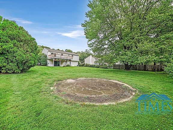5th image of 3202 Sylvan Dr