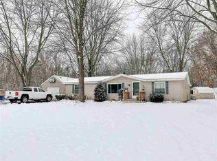 1161 N Main St, Saint Charles, MI 48655