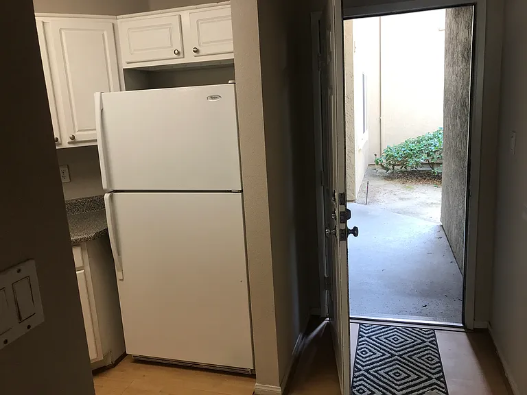 7525 Charmant Dr #111 — Photo 37