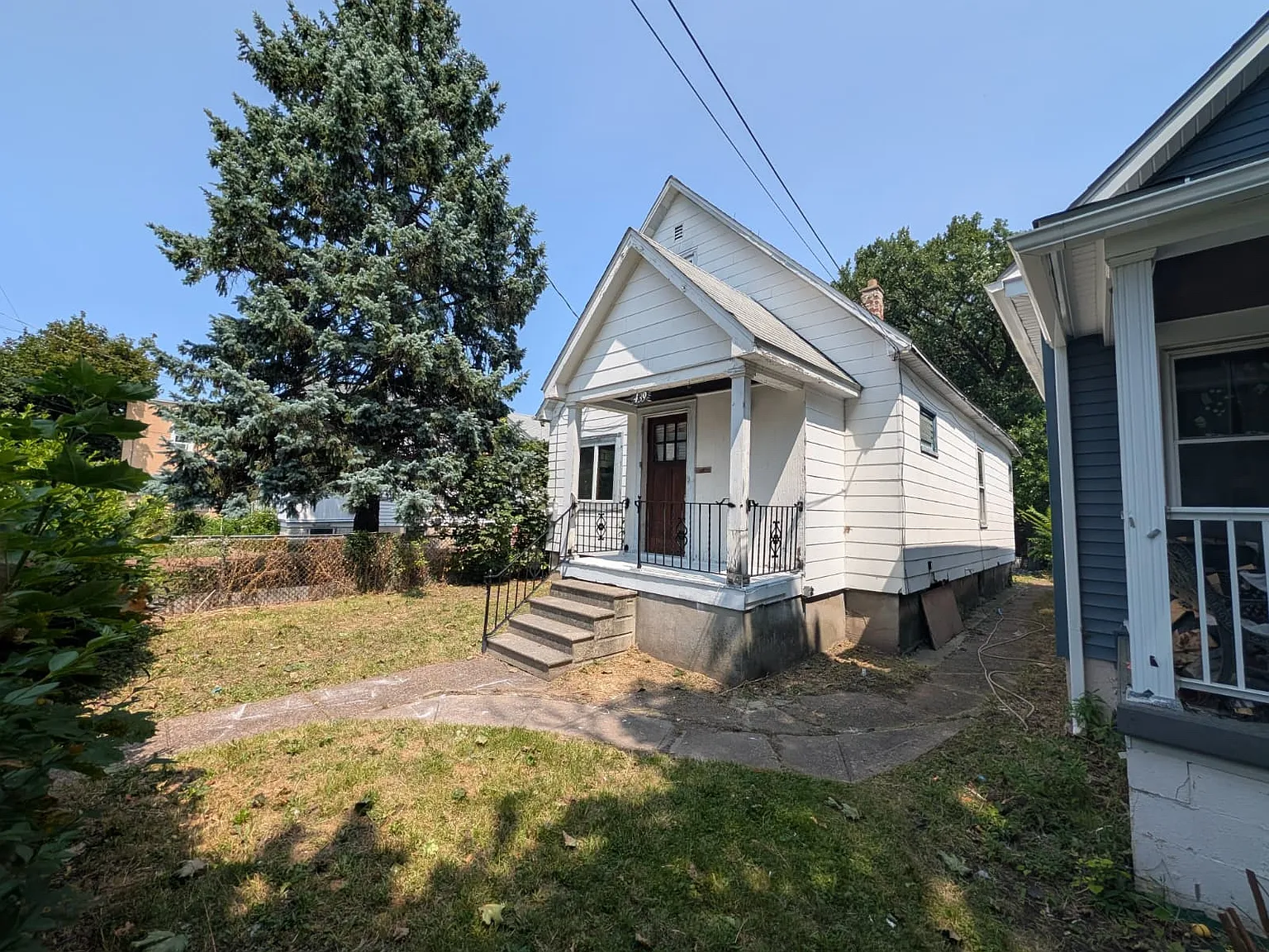3 bed, 1184 sqft, $1,500 — Photo 1