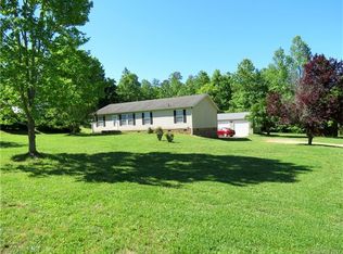 4837 Grey Stone Ln, Maiden, NC 28650