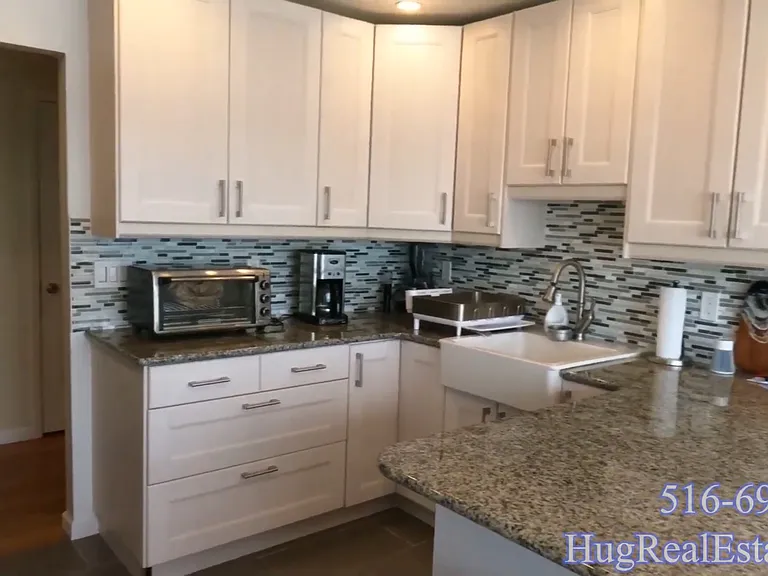 93 Armour St — Photo 8