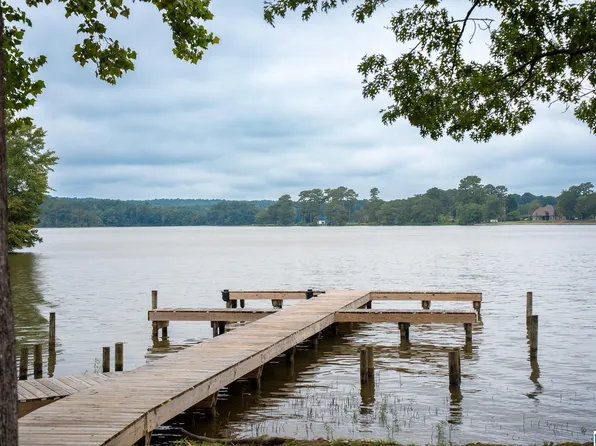 220 Boathouse Cir #220, Sylacauga, AL 35151