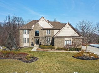 3772 Fawn Dr, Rochester, MI 48306