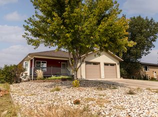 306 E 7th Ave, Fort Pierre, SD 57532