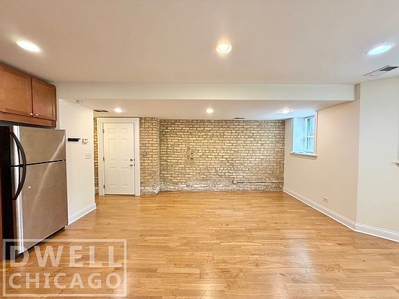 4th image of 2842 N Albany Ave #3824-G