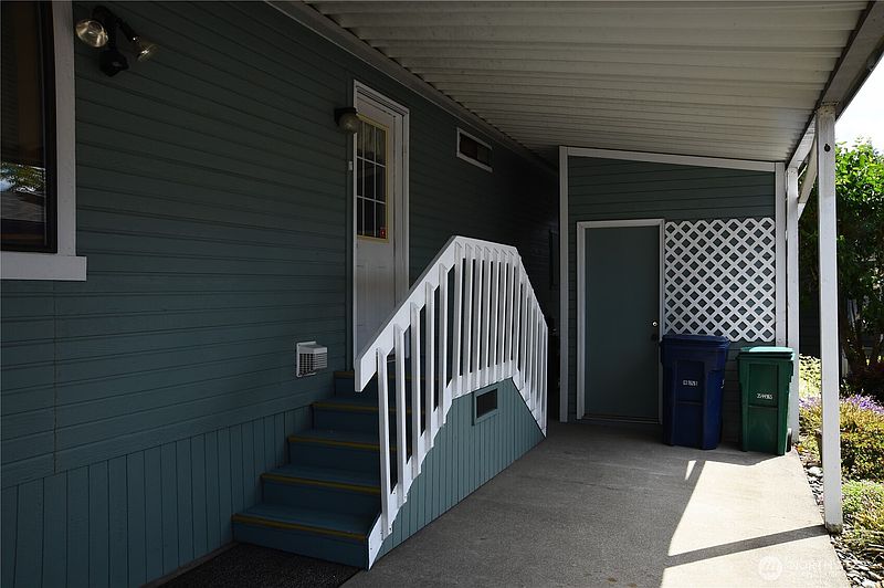 4th image of 2500 S 370th Street #26
