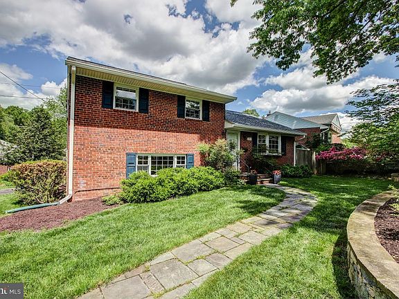 2nd image of 4817 Mori Dr