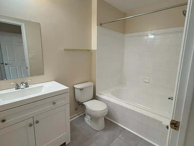2605 Gramercy Way — Photo 28