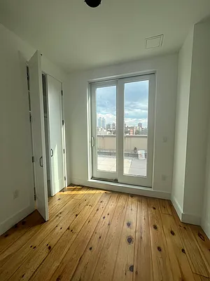 Rented by Hagstrom Management Inc | media 119