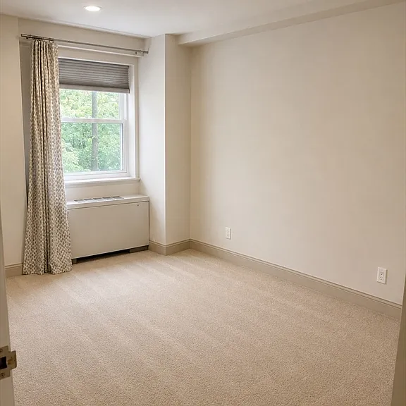 1600 Beacon St #701 — Photo 8