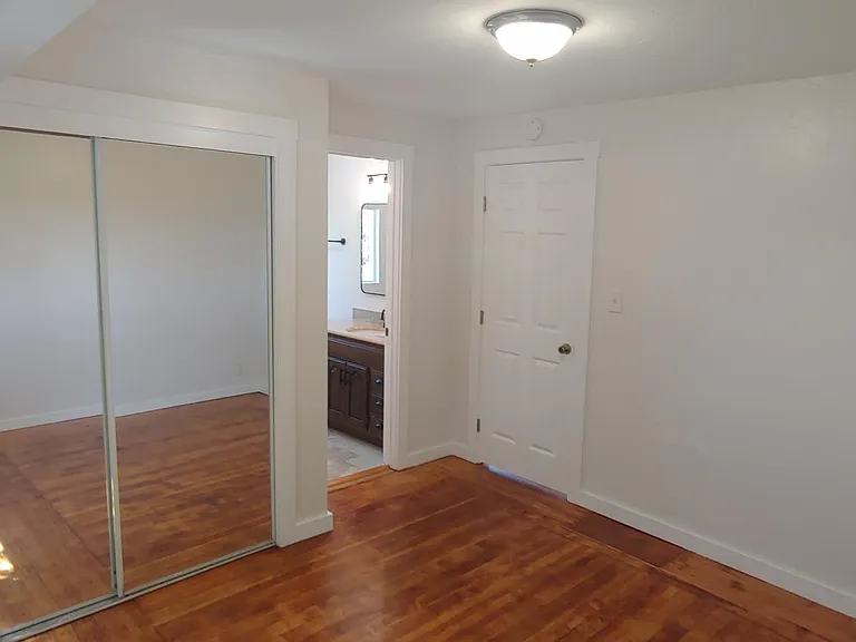 1401 Lang St — Photo 6