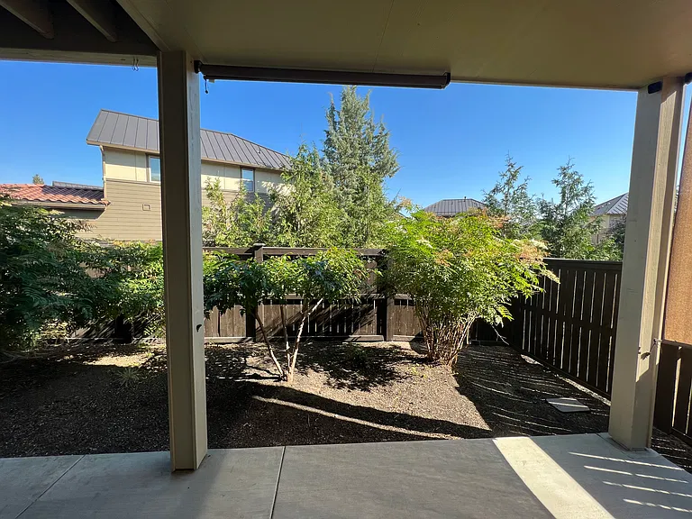 63172 NW Via Cambria — Photo 11