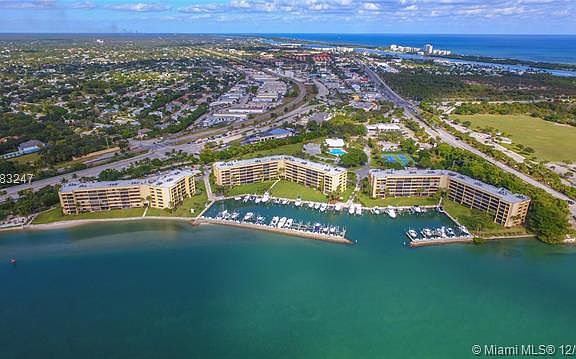 3rd image of 1648 Jupiter Cove Dr APT 111
