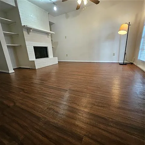 58 Carriage Ln #B — Photo 2