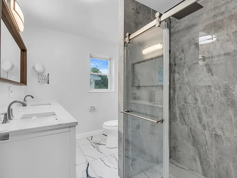 63 Livingston Ave #A — Photo 19