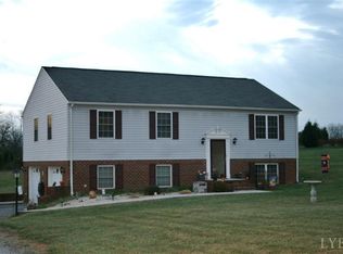 876 Dixie Airport Rd, Madison Heights, VA 24572