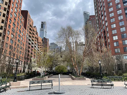 Rented by Santolo Brothers Realty, LLC | media 31