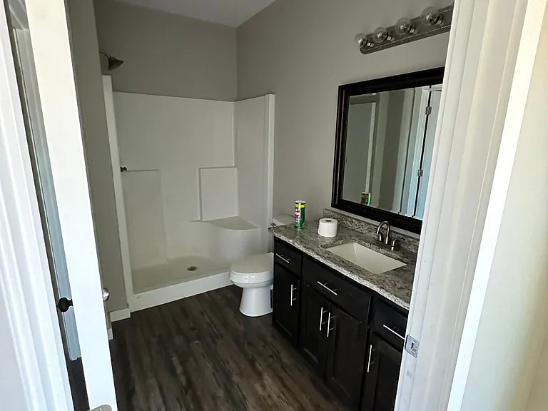 2527 S Adele Ave — Photo 14