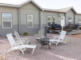 1322 N Apple Blossom Ln, Apple Valley, UT 84737