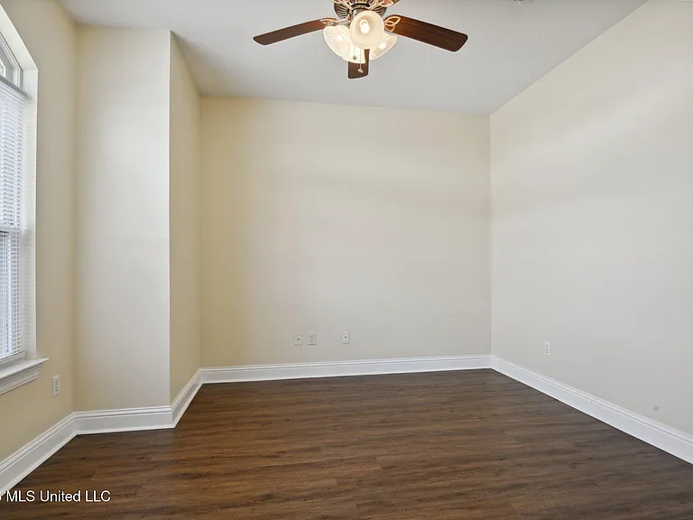 6147 Firestone St #D-1 — Photo 23