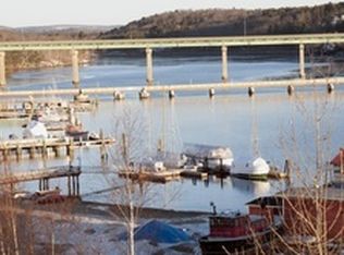 35 Main St, Belfast, ME 04915