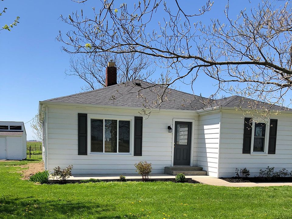 $1000/mo 3 bds . 2 ba . 1500 sqft 