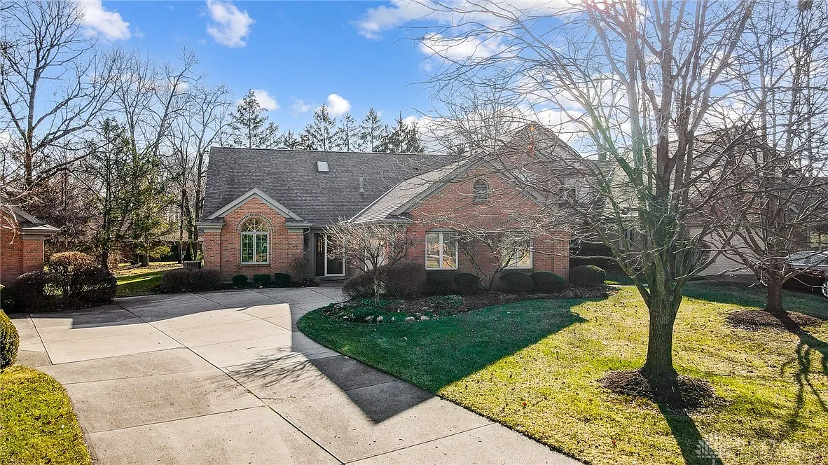 2570 Vienna Estates Dr photo 1