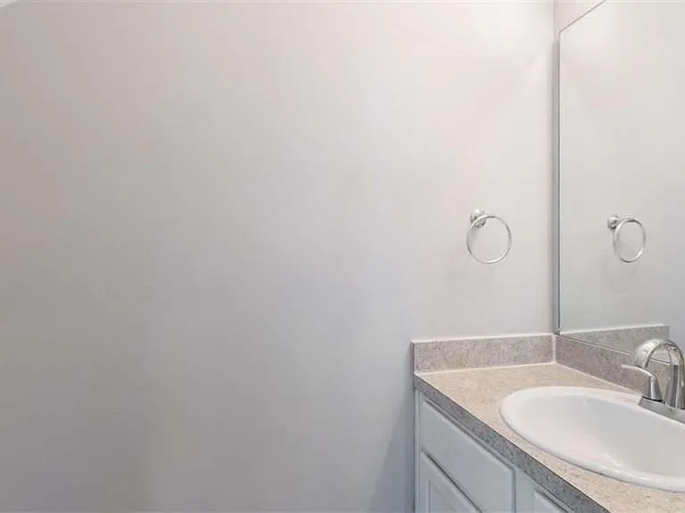 848 Ridge Ave NW #A — Photo 10