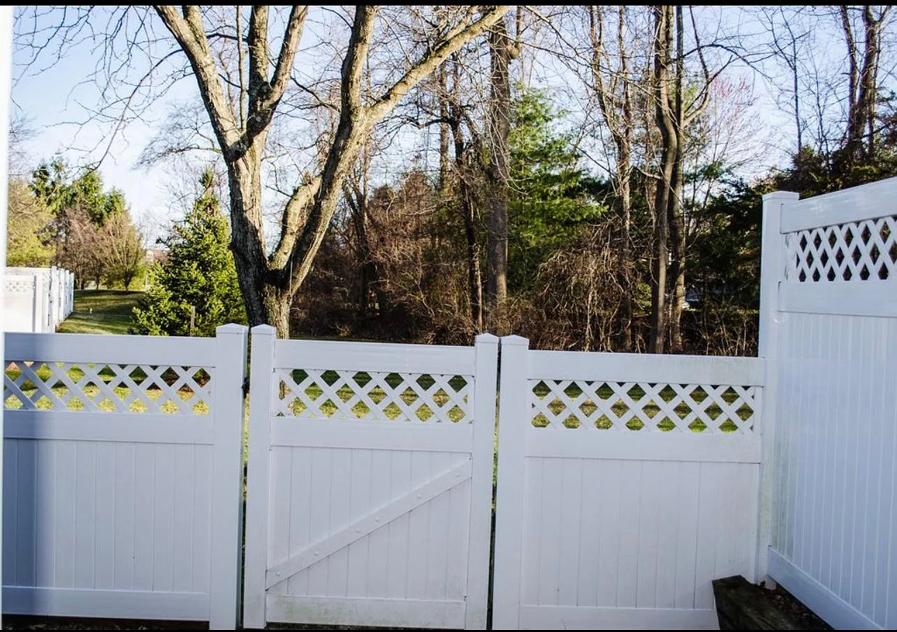 16 Prescott Ct — Photo 3
