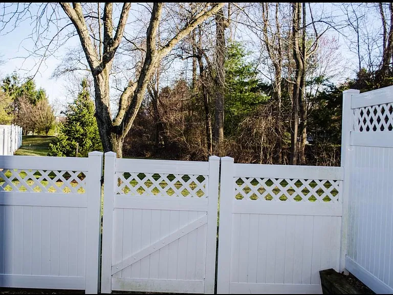 16 Prescott Ct — Photo 10