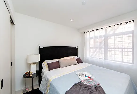 Rented by Icon Realty Management | media 13