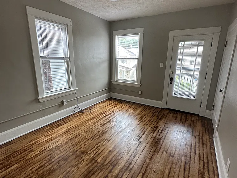 117 N 17th St #3 — Photo 1