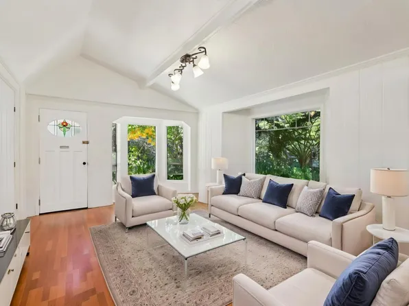 122 Strawberry Canyon Rd, Royal Oaks, CA 95076