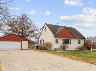 2008 Zircon Ln, Eagan, MN 55122