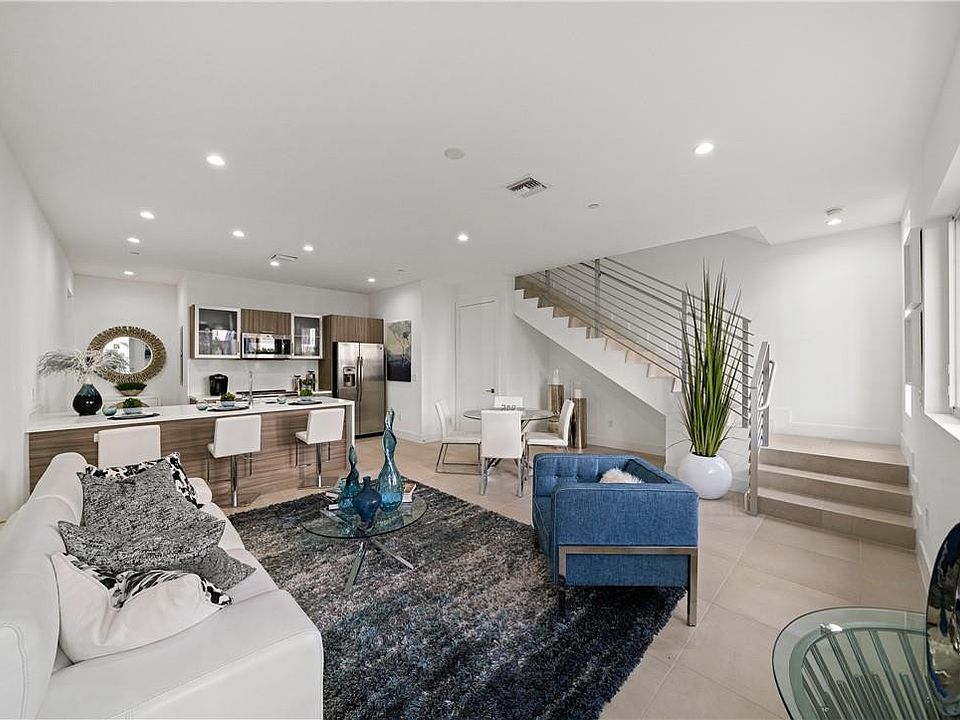 1st image of 1045 NE 18th Avenue #103