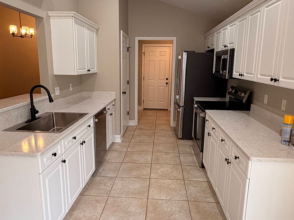 1st image of 1837 Acorn Ridge Trl