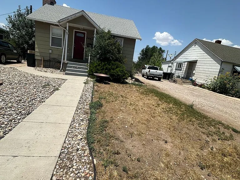 345 N 300 W — Photo 1