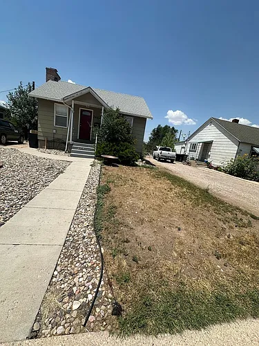 345 N 300 W Photo 1