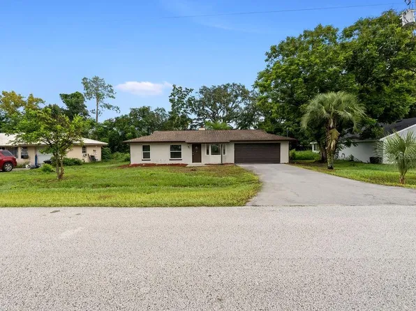 21165 SW Raintree St, Dunnellon, FL 34431