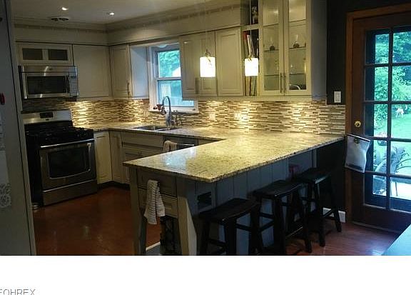 5th image of 4547 E 49th St