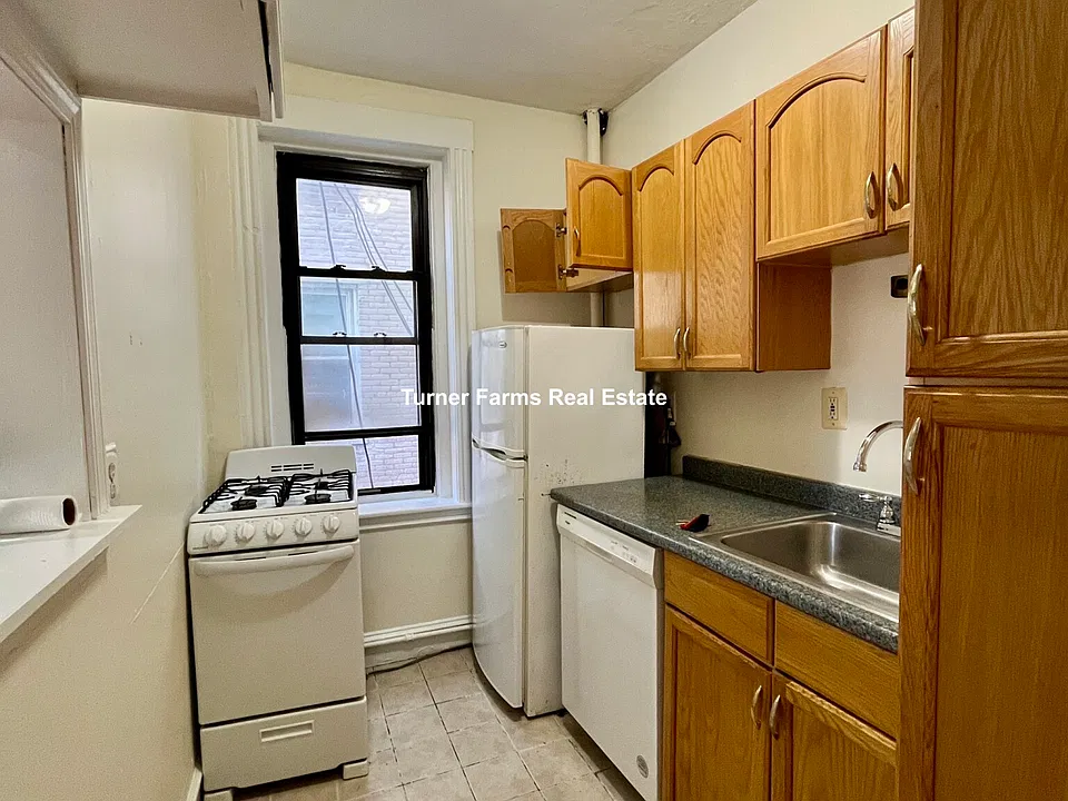 364 Riverway