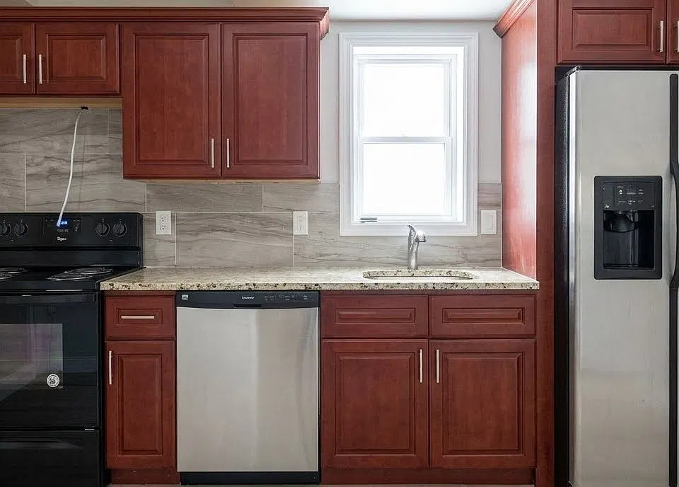 8 Harrison St #1