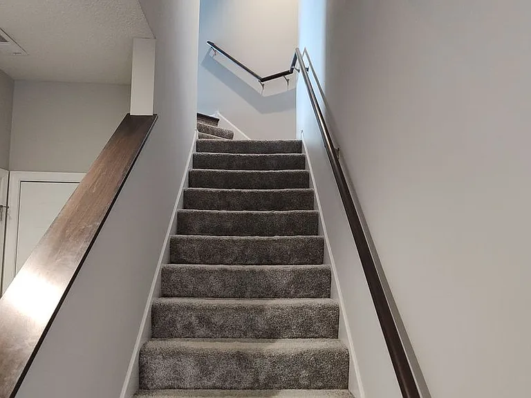 5236 Hampton St NE — Photo 33