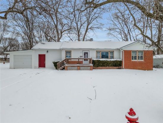 103 Hostetter St, Buckner, MO 64016